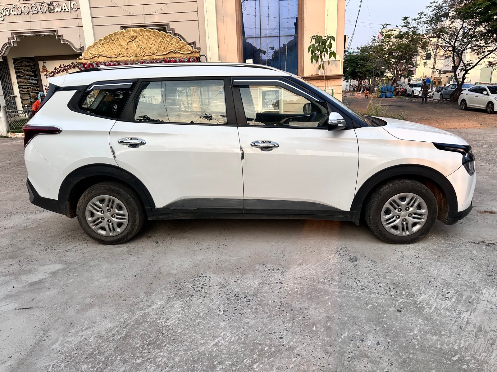 KIA Carens - Image 3